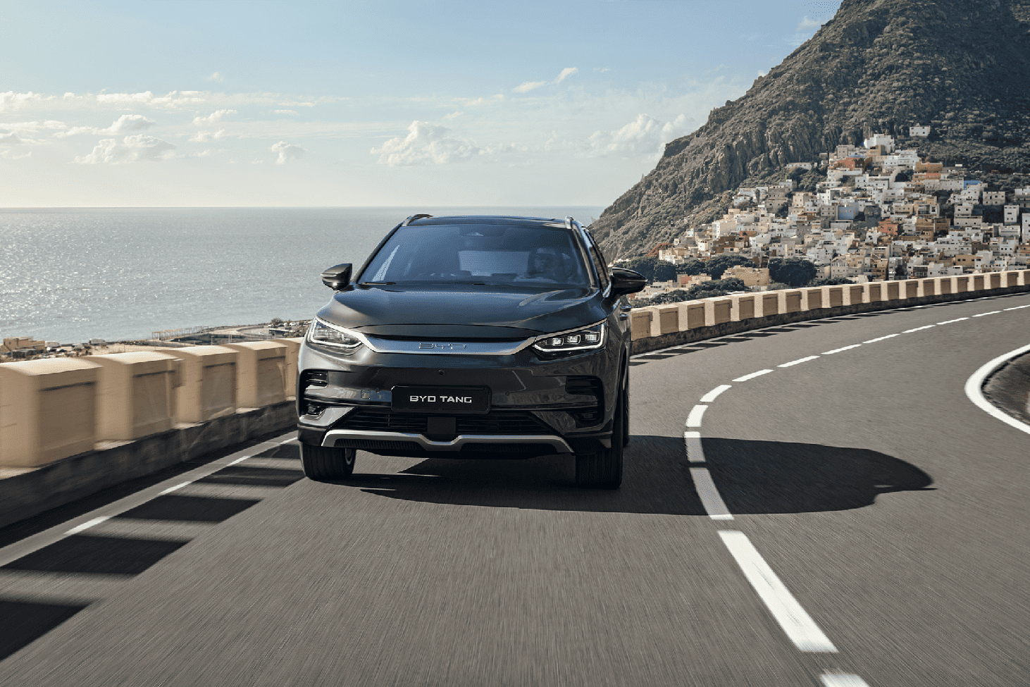 El BYD Tang desprende rendimiento por los cuatro costados