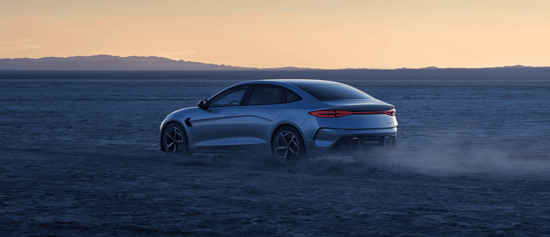 BYD Seal<br />
Hasta 530CV (390KW) y 690 Km de autonom&iacute;a WLTP ciclo urbano.